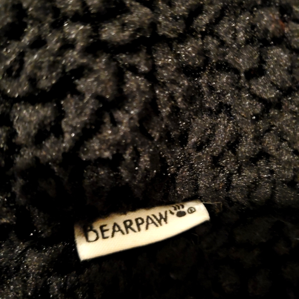 BearPaw Vest Retail $190 NWT Ptp21.5" - Picture 3 of 10